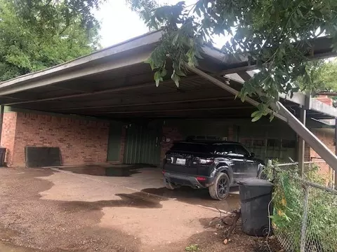 801 Holliday St, Plainview, TX 79072 photo 3