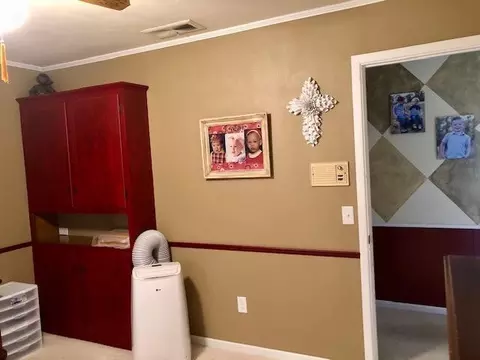 801 Holliday St, Plainview, TX 79072 photo 13