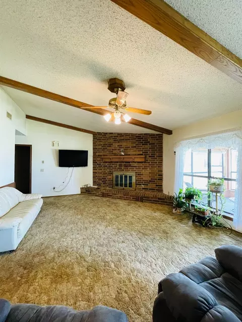 1420 Kings Row, Plainview, TX 79072 photo 5