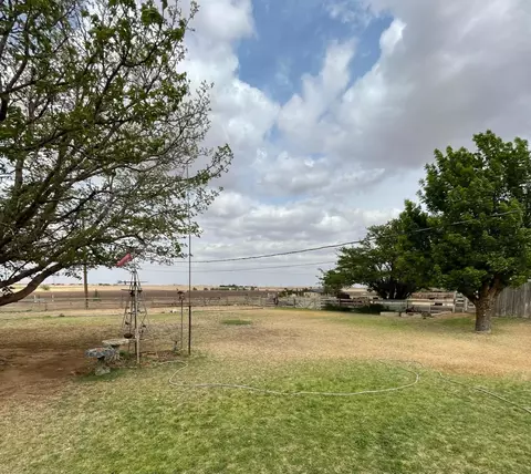 1420 Kings Row, Plainview, TX 79072 photo 25
