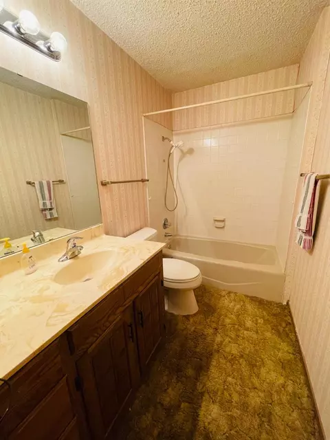 1420 Kings Row, Plainview, TX 79072 photo 19