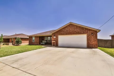 402 E 7th St, Idalou, TX 79329 photo 2