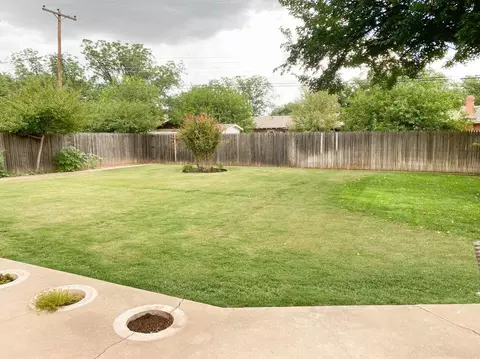 902 Itasca St, Plainview, TX 79072 photo 24
