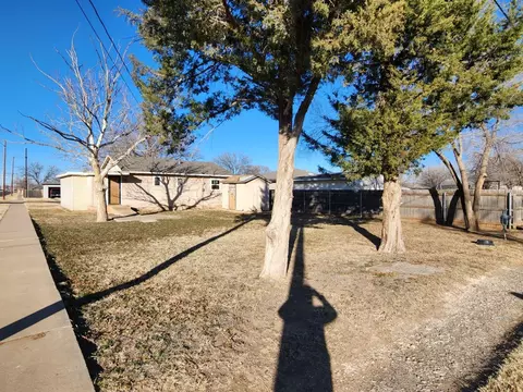 4923 37th St, Lubbock, TX 79414 photo 4