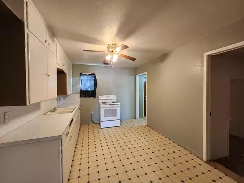 4923 37th St, Lubbock, TX 79414 photo 7
