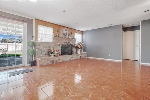 1130 W 31st St, Plainview, TX 79072 photo 5