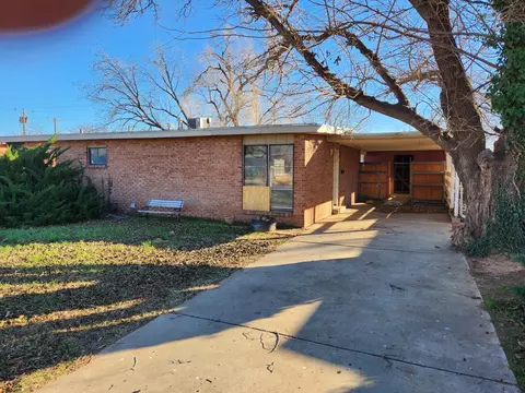 2833 65th St, Lubbock, TX 79413 photo 1