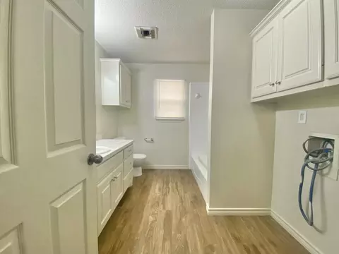 1328 E 25th St, Lubbock, TX 79404 photo 10