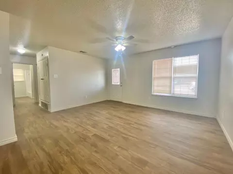 1328 E 25th St, Lubbock, TX 79404 photo 3