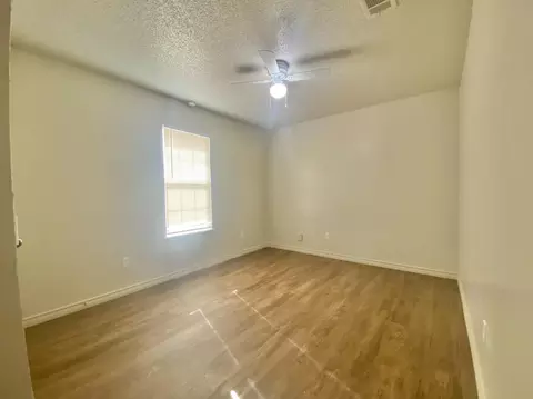 1328 E 25th St, Lubbock, TX 79404 photo 8