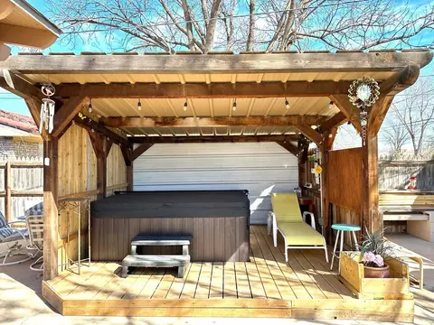 1306 Holliday St, Plainview, TX 79072 photo 29