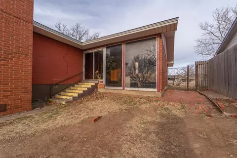 302 Thomas Blvd, Plainview, TX 79072 photo 35
