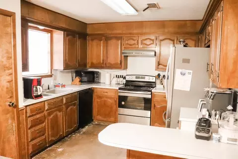 3611 Garland St, Plainview, TX 79072 photo 10