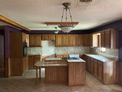 1011 Sunset Dr, Post, TX 79356 photo 6