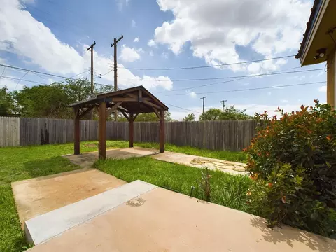 1322 E 24th St, Lubbock, TX 79404 photo 34