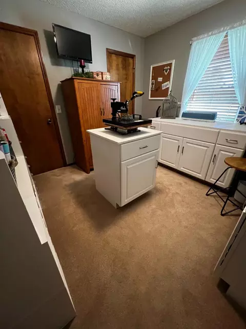 3612 Red Oak Ln, Plainview, TX 79072 photo 31