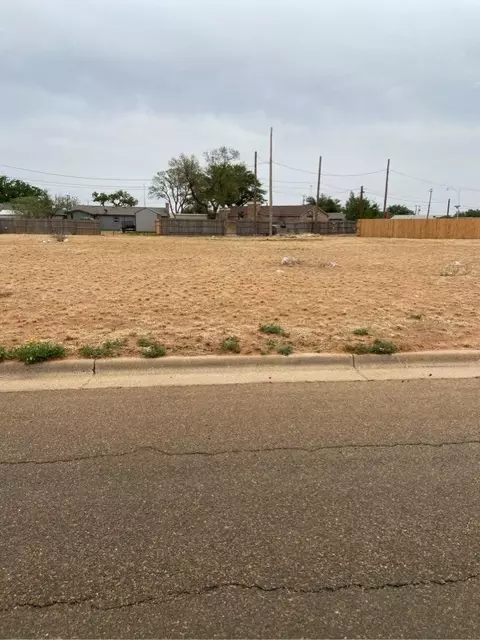 3508 E Cornell St, Lubbock, TX 79403