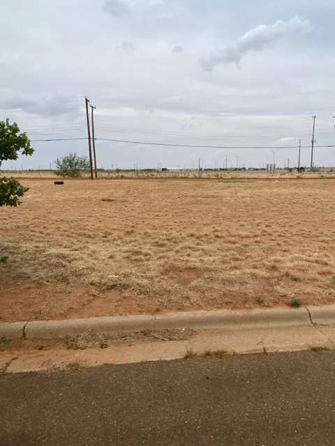 3507 E Cornell St, Lubbock, TX 79403