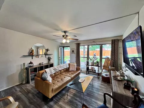 2735 68th St, Lubbock, TX 79413 photo 4