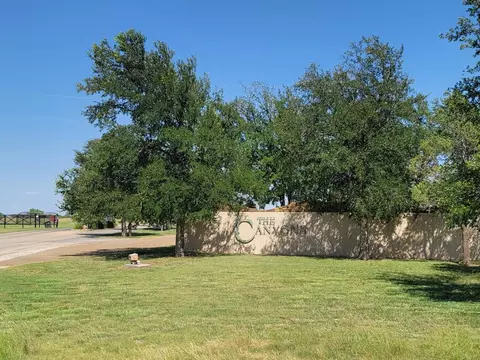 920 Canyon Pkwy, Canyon, TX 79015