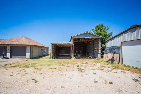 1920 County Road 105, Plainview, TX 79072 photo 40
