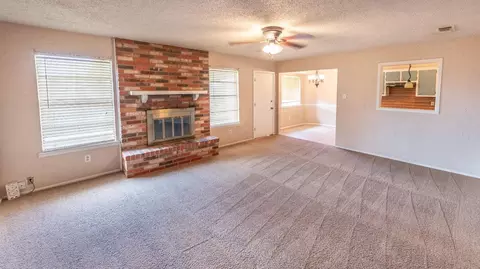 5533 3rd St, Lubbock, TX 79416 photo 2