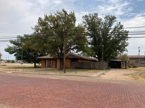 301 W Main St, Post, TX 79356 photo 3
