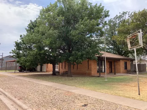 301 W Main St, Post, TX 79356 photo 4