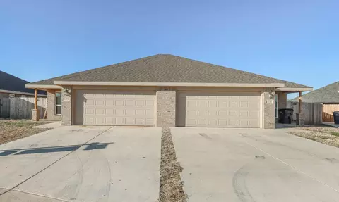 1107 N Englewood Ave, Lubbock, TX 79416