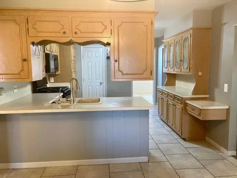 1903 Ennis St, Plainview, TX 79072 photo 13