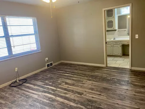 1903 Ennis St, Plainview, TX 79072 photo 26