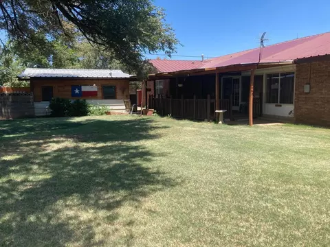 1903 Ennis St, Plainview, TX 79072 photo 34