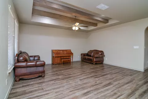 8802 18th St, Lubbock, TX 79416 photo 4