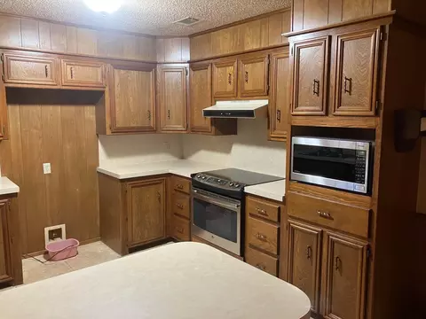 2506 Itasca St, Plainview, TX 79072 photo 9