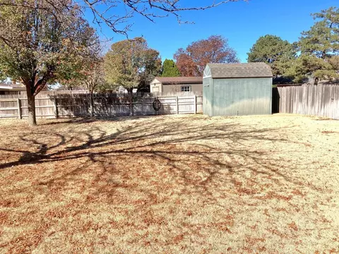 2506 Itasca St, Plainview, TX 79072 photo 38