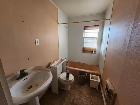 1114 E 76th St, Lubbock, TX 79404 photo 16