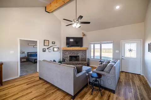7204 E Fm 1729, Idalou, TX 79329 photo 10