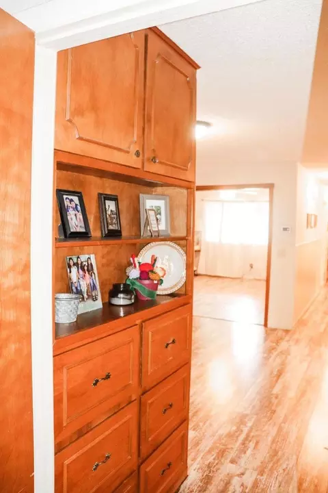 1507 Ennis St, Plainview, TX 79072 photo 7