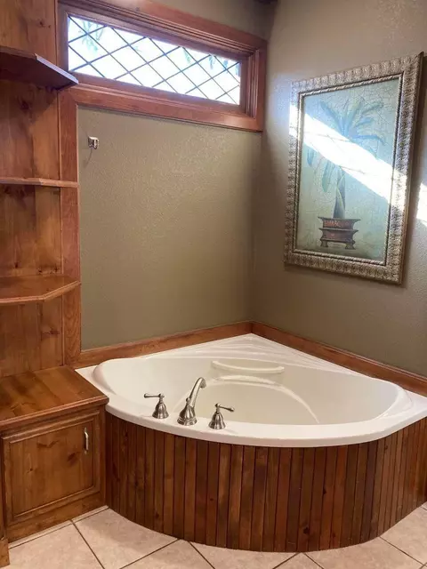 1107 Holliday, Plainview, TX 79072 photo 34