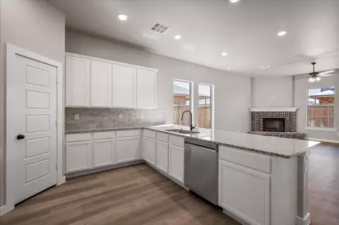 6907 56th St, Lubbock, TX 79407 photo 9