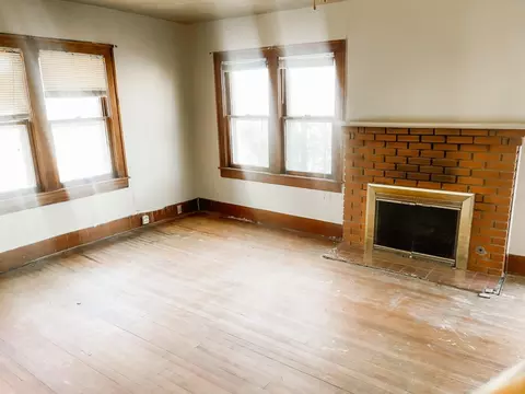 707 W 9th St, Plainview, TX 79072 photo 5