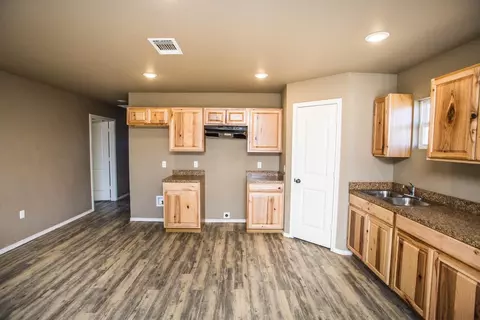 1321 E 14th St, Lubbock, TX 79403 photo 4