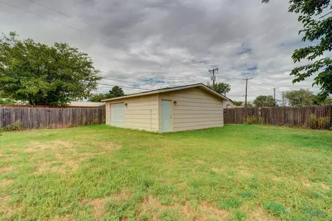 1211 Canyon St, Plainview, TX 79072 photo 26