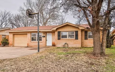 2816 63rd St, Lubbock, TX 79413 photo 1