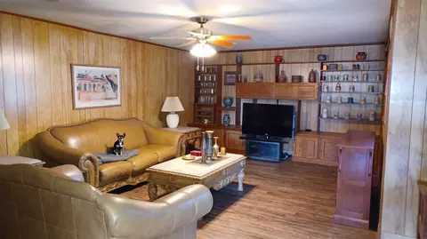 2018 W 21st, Plainview, TX 79072 photo 8