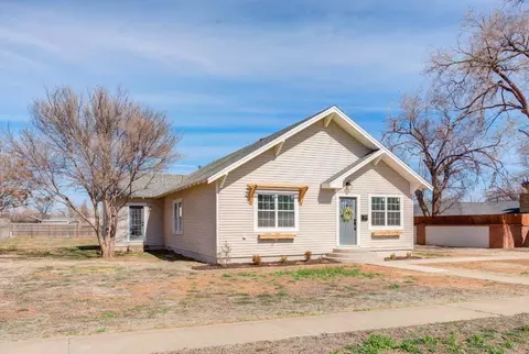 1306 W 7th, Plainview, TX 79072 photo 1