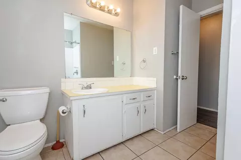 709 Yonkers St, Plainview, TX 79072 photo 29