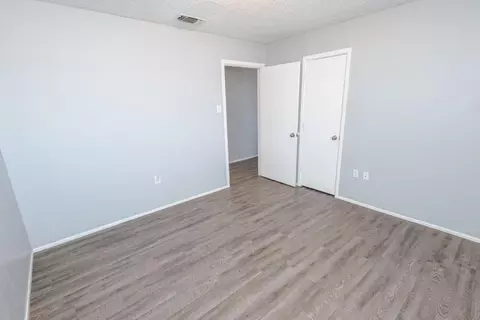 709 Yonkers St, Plainview, TX 79072 photo 17