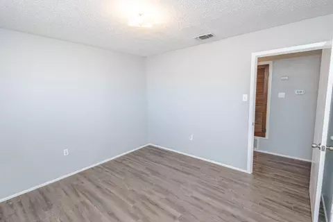 709 Yonkers St, Plainview, TX 79072 photo 18