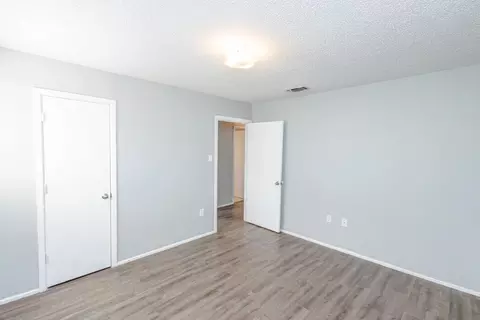 709 Yonkers St, Plainview, TX 79072 photo 22
